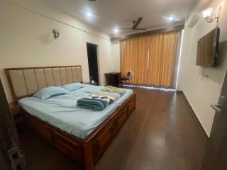 Fully loaded gorgeous 3bhk viewtopia - Dehradun - 3