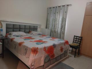 SPACIOUS 2BHK VACATION HOME IN DUBAI SHARJAH BORDER By MAUON COM - Sharjah - 8