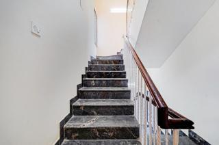 Redfox Hotel - Near US Biometric - Chennai - 7