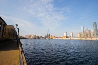 Londwell, Canary Wharf Riverfront Chic Apartment - London - 9