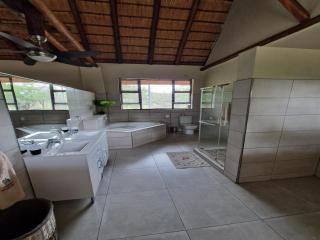 Thandolwami Bushlodge & Spa - Hoedspruit - 1