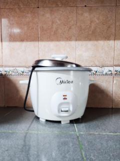 Kempas -- 23 Pax Semi-D, Near Paradigm Mall JB - 4