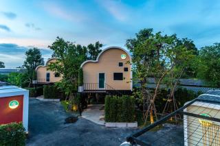 NY Resort Nonthaburi - 9