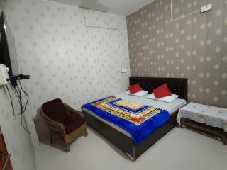 VARANASI PREMIUM HOTEL - K A S H I - N E S T - Near Sarnath Excavated Site - Restaurant and free Wi-Fi - fully Air Conditioned hotel at Prime Location - BEST HOTEL IN VARANASI - Varanasi - 8