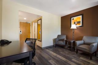 Quality Inn & Suites - Myrtle Beach - 4