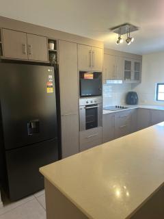 Taylord holiday homes and apartments - Townsville - 7
