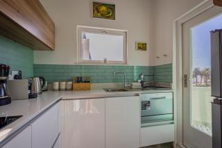 Loewenhoff 2 Bedroom Seaview Suite - 6