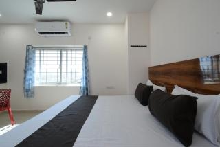 Hotel Shresta Luxury Rooms - Nizampet Hightension line Rd - 9