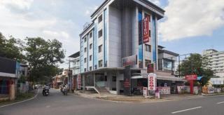 Metro Kochin Business Hotel - Ernakulam - 8