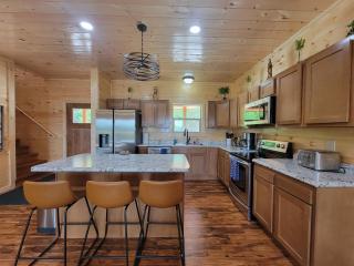 Skyline Chalet - Rogers - 3