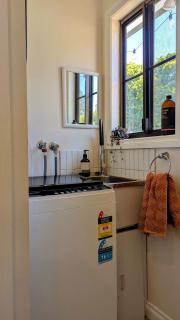 Cosy & comfortable cottage in central Daylesford - 2