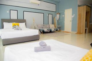 Mount Austin IKEA, AEON 10mins -Pool View- B122 - 3