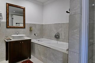 Black Eagle Hotel & Spa - 8