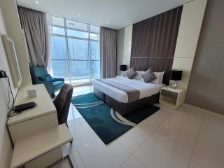 Damac Bays Edge - Blue Ocean Holiday Homes - 4
