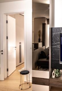 Prestige Luxury Suite - Prime Central Location - Private Garage Parking - Sarajevo - 2