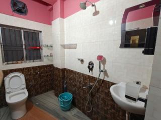Trayaksh Homestay Staymoksha Lachit Nagar 3BHK - Guwahati - 2