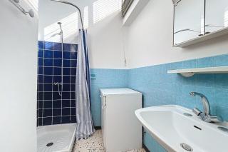 Bright Family Home Near the Sea - 2