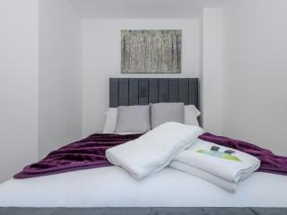 Corner by the Canal - Leeds Central Duplex - Pass the Keys - 8