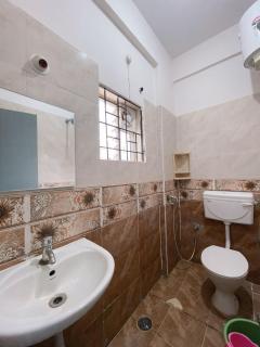 Aafa Garden Restaurant and Lodge - Bangalore - 4