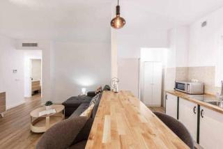 Precioso apartamento en el centro de Nerja - Nerja - 3