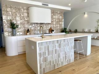 Villa Alysea at Runaway Bay - 4