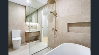 Villa Alysea at Runaway Bay - 2