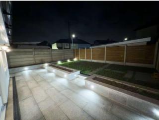 Spacious Ensuite Room 5 - 5