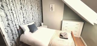 Meadvale - Lovely 3 Bed Victorian House - Reigate - 1