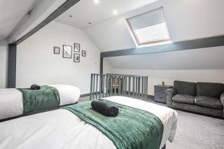Four Bedrrom House by Brookland Stays Serviced Accommodation Short Lets Sheffield with Free WiFi - Sheffield - 4