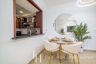 LUX The Burj Khalifa Fountain View Suite 2 - 1