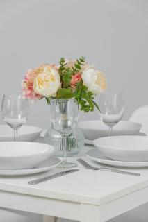 Elegancki Apartament z Balkonem dla 4 osób by Noclegi Renters - 3