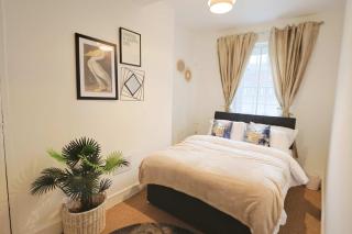 Two bedroom flat in St Michael's Hill - Bristol - 8
