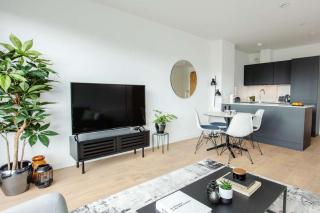 Coopers Cross Two by Dublin At Home - 4