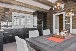 New Timber Lodge with Stunning Views and Comfort - 6