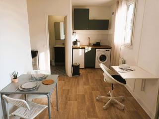 Le nid d'Origet centre-ville wifi cosy - 6