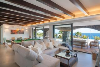 Villa Costa Roja con vistas al mar, piscinas, jacuzzi, mini golf y pádel en Montaña Roja - Playa Blanca - 1