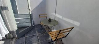 Kenwyn Micro Apartments - 1