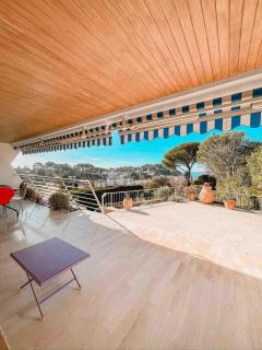 L'HORIZON - 90m2 - Belle vue - Centre - Parking - 3 Chambres - Cassis - 6