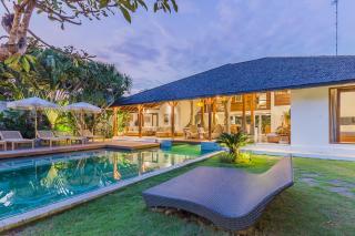 Villa Hitu - Seminyak - 2