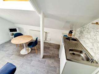 Les Studios Proche Gare d'Aulnoy-Aymeries - Aulnoye-Aymeries - 1