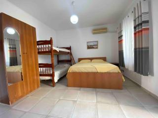 Villa Rubin-Cosy Villa With a Garden & patio - Durazzo - 7