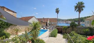 Old Stone Villa with Pool, Jacuzzi, Walled Garden - Villa Kristina - Milna - 8