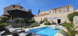 Old Stone Villa with Pool, Jacuzzi, Walled Garden - Villa Kristina - Milna - 5