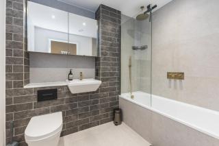 Stylish Hackney Wick Apartment with Terrace - London - 7