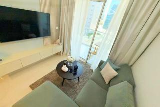 City View 1BR Prime Location in Business Bay by Vibel - 2