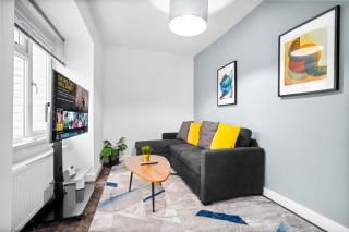 Cozy Apartment - Pet Friendly - Street Parking - Free Netflix 4BR - Birmingham - 1