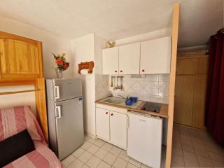 Studio cabine avec piscine, plage directe, terrasse et parking - Animaux acceptés - FR-1-387-53 - Marseillan - 5