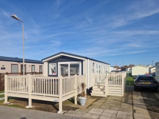 R&A Static Caravan Holidays, Towyn, North Wales - Kinmel Bay - 0