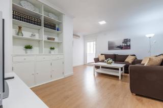 Amicorum Parking - Sevilla - 9