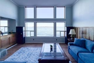 Captain’s Quarters - 6